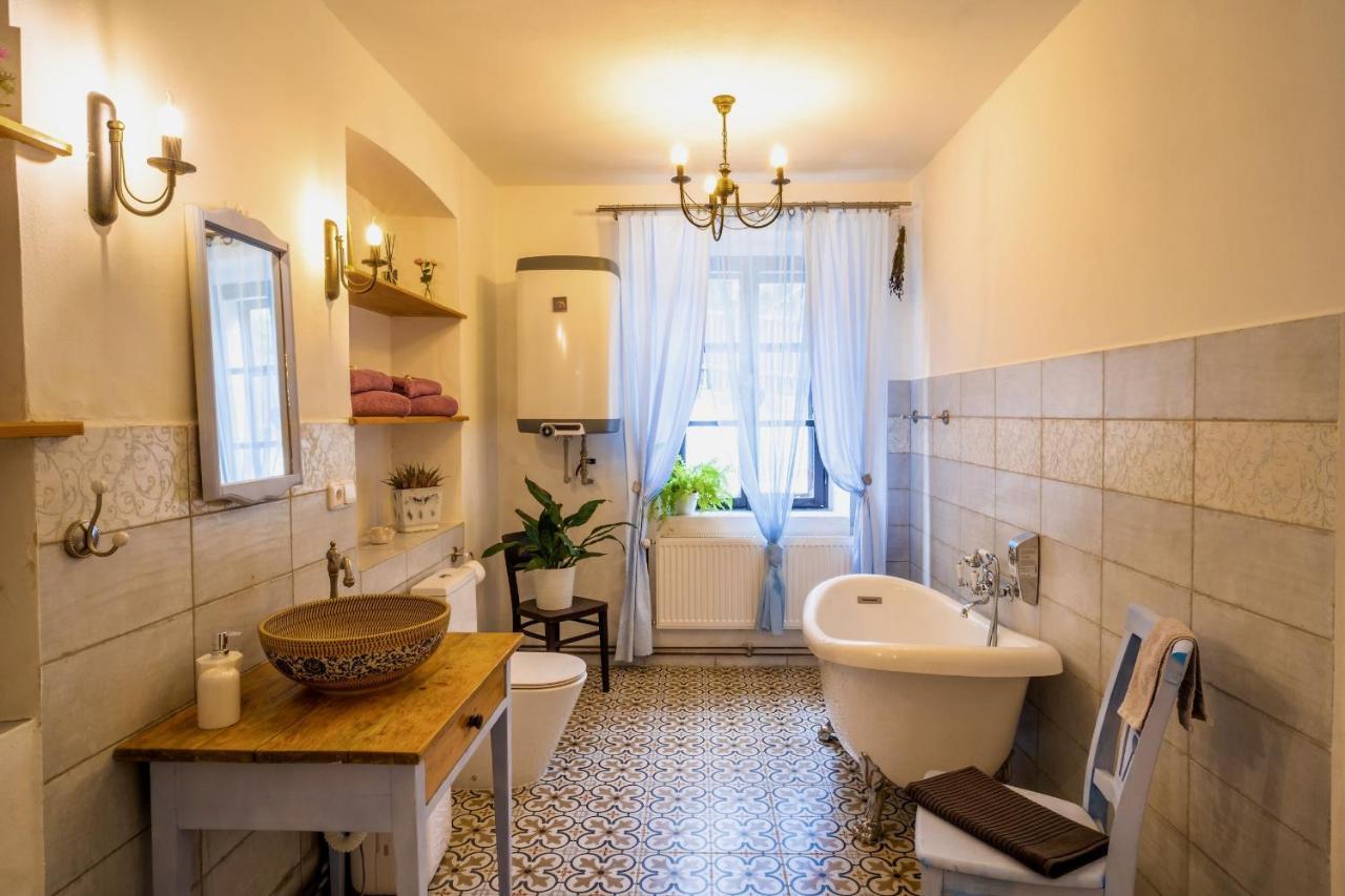 Rustic House V Luzickych Horach Lägenhet Jiřetín pod Jedlovou Exteriör bild