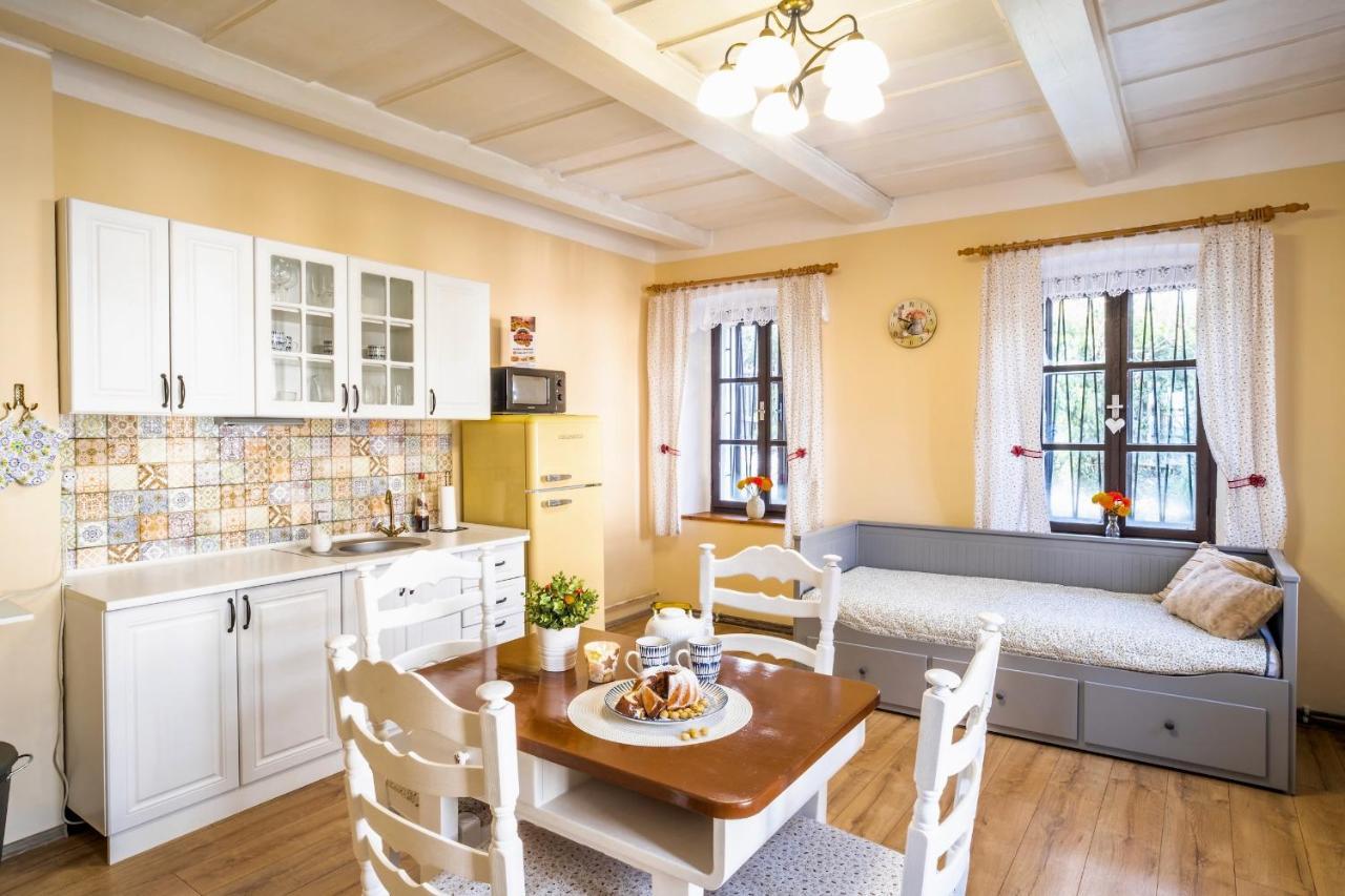 Rustic House V Luzickych Horach Lägenhet Jiřetín pod Jedlovou Exteriör bild
