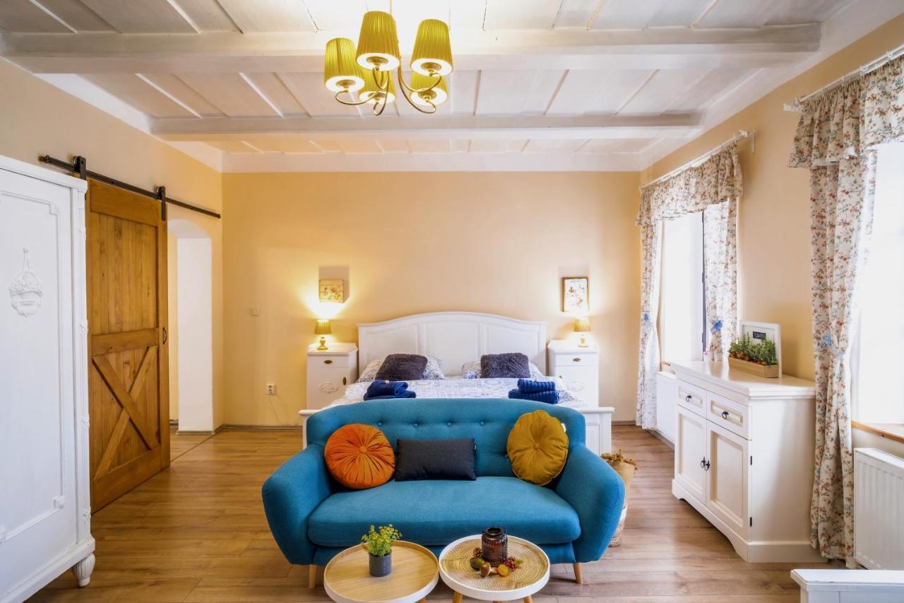 Rustic House V Luzickych Horach Lägenhet Jiřetín pod Jedlovou Exteriör bild